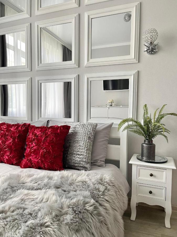 Apartment Studio Paris 92 Irpin Extérieur photo